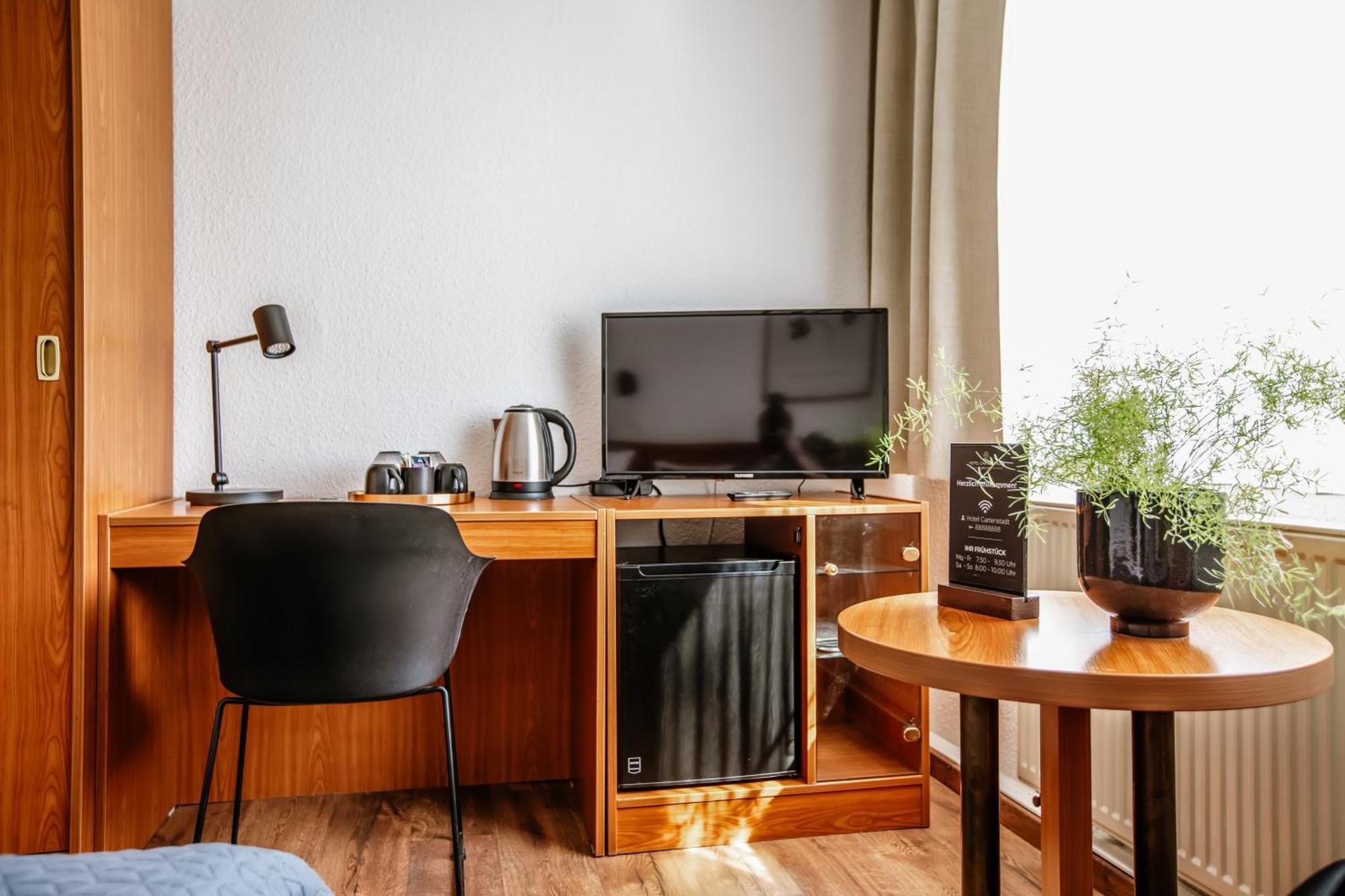 Hotel Und Restaurant Gartenstadt แอร์ฟวร์ท ภายนอก รูปภาพ